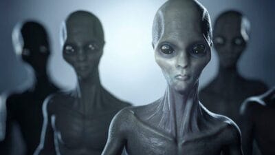 mentor espiritual de outras dimensões ou galáxias conhecidos como extraterrestres